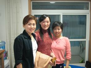 カジノデイズ カジノ レート パチ屋イベント バラエティ番組「ユン食堂2」（OSEN提供）より 韓国俳優イ・ソジンが女優チョン・ユミをからかいながら最新話を語った